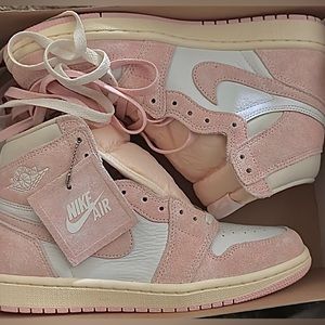 BRAND NEW AIR JORDAN 1 RETRO HI OG - PINK ATMOSPHERE SIZE 8.5 W